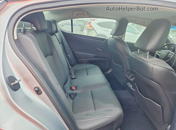 58ADZ1B19RU184870 2024 LEXUS ES Gray Вид задніх сидінь