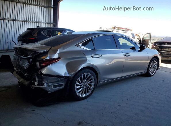 58AE21B17LU012174 2020 LEXUS ES Silver Trasero derecho