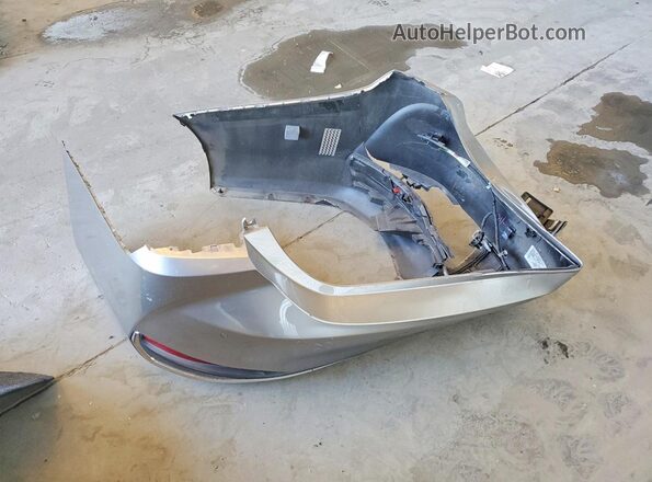 58AE21B17LU012174 2020 LEXUS ES Silver Vista del compartimento del motor