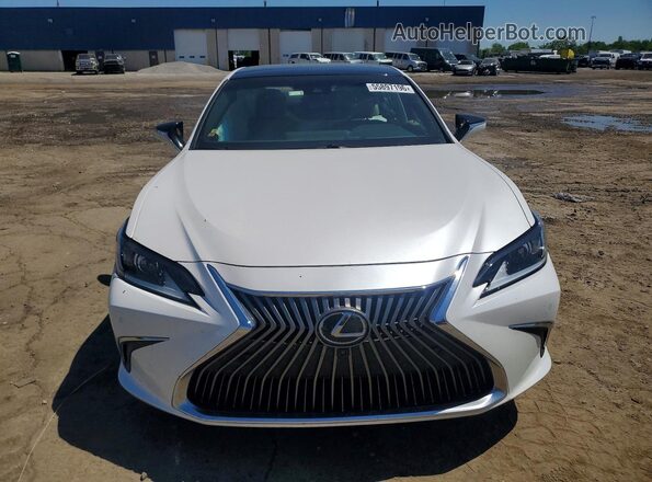 58AEZ1B16LU078176 2020 LEXUS ES White Front view
