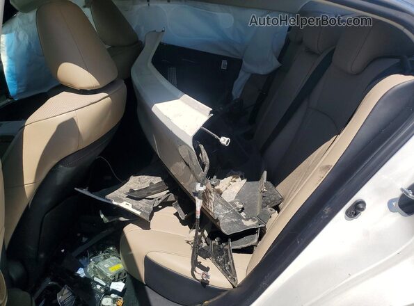 58AEZ1B16LU078176 2020 LEXUS ES White Rear seats view
