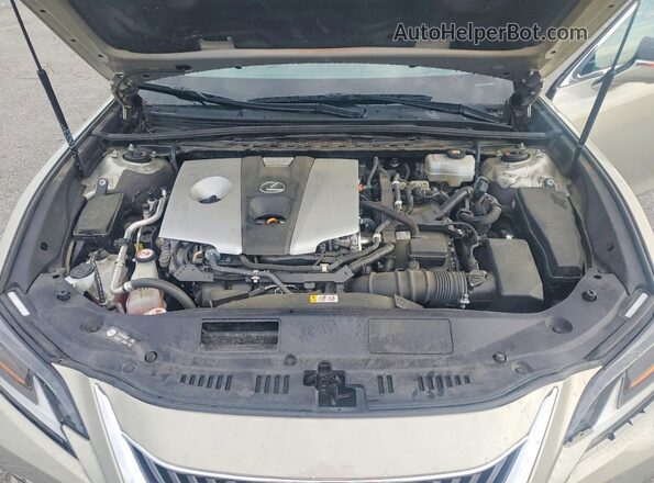 58AF21B12LU010594 2020 LEXUS ES Gold Widok wnętrza z tyłu