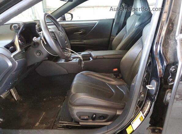 58AGZ1B1XMU100271 2021 LEXUS ES Черный Вид салона спереди