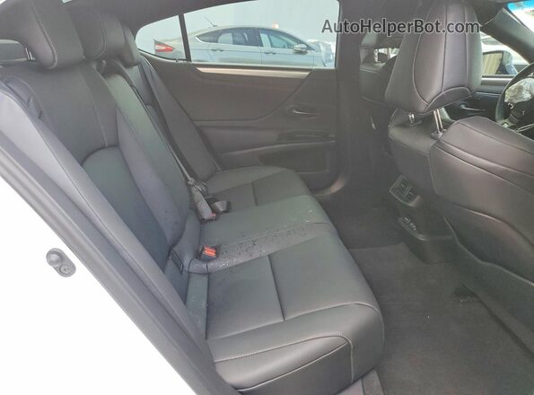 58AJZ1B16RU172811 2024 LEXUS ES White უკანა სავარძლების ხედი