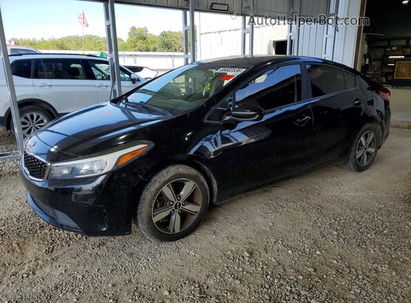 3KPFL4A78JE174931 2018 KIA FORTE Black Tył lewy