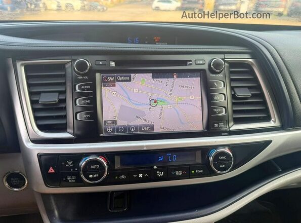 5TDJZRFH2KS968824 2019 TOYOTA HIGHLANDER Green Սալոնի հետևի տեսք