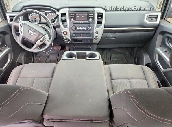 1N6AA1C82HN554077 2017 NISSAN TITAN Black Vista del cuadro de instrumentos