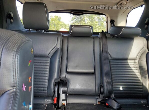 SALRR2RK2JA063232 2018 LAND ROVER DISCOVERY Gray Вид задньої частини салону