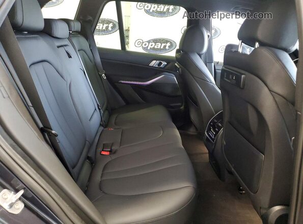 5UXCR6C58KLL10894 2019 BMW X5 Gray ძრავის განყოფილების ხედი
