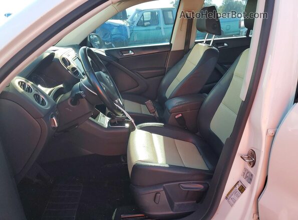 WVGAV7AX5HW512349 2017 VOLKSWAGEN TIGUAN White წინა პანელის ხედი