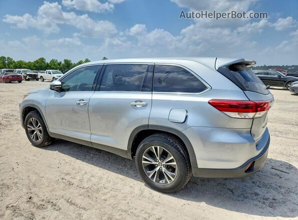 5TDZARFH7KS054577 2019 TOYOTA HIGHLANDER Silver Rear right