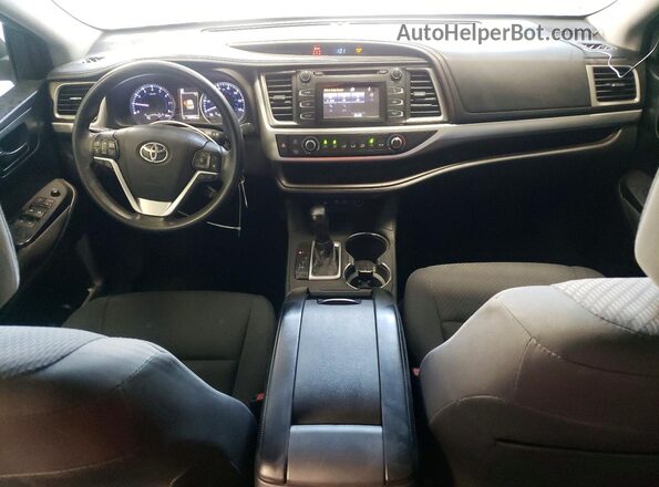 5TDZZRFH3JS257702 2018 TOYOTA HIGHLANDER Silver Instrument cluster view