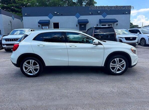 WDCTG4EB2HJ346674 2017 MERCEDES-BENZ GLA-CLASS White Vista interior de 360 grados