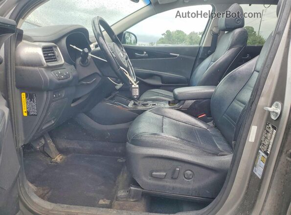 5XYPH4A53JG426768 2018 KIA SORENTO Серый Вид панели приборов