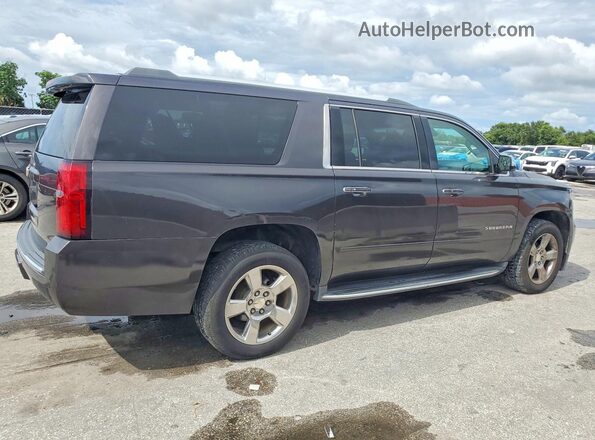1GNSKJKC9HR149313 2017 CHEVROLET SUBURBAN Серый Передняя правая четверть