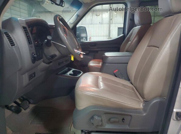 5BZAF0AA5GN852500 2016 NISSAN NV Silver Vista interior delantera