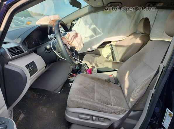 5FNRL5H30HB022071 2017 HONDA ODYSSEY Blue Вид салону спереду