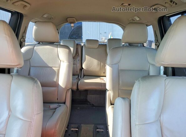 5FNRL5H32HB018166 2017 HONDA ODYSSEY White Widok tylnych siedzeń