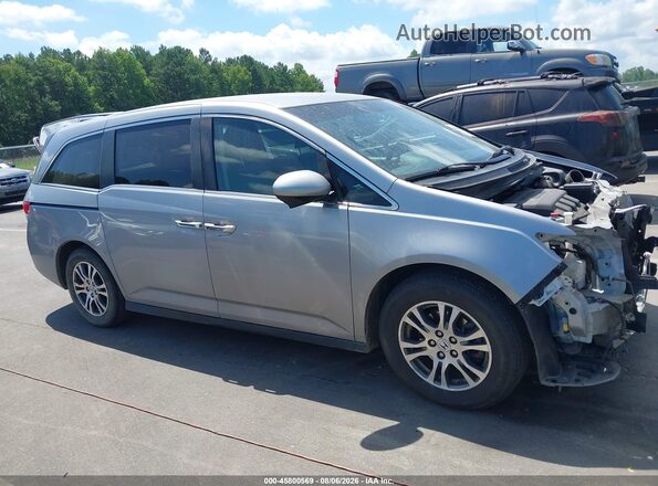 5FNRL5H36GB128281 2016 HONDA ODYSSEY Silver Widok wnętrza 360 stopni
