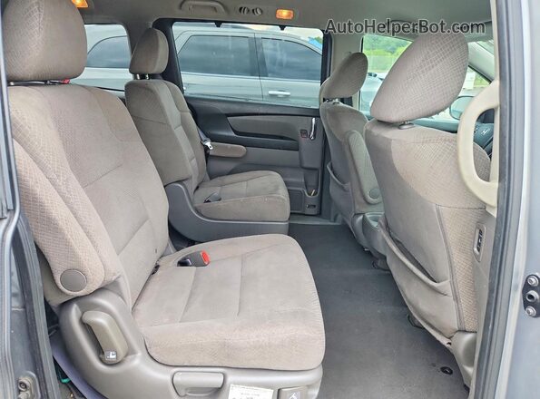 5FNRL5H37HB007678 2017 HONDA ODYSSEY Серебряный Вид задней части салона