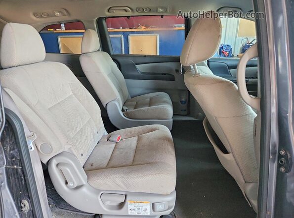 5FNRL5H37HB016610 2017 HONDA ODYSSEY Silver Հետևի նստատեղերի տեսք