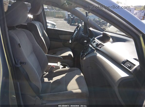 5FNRL5H39HB006130 2017 HONDA ODYSSEY Silver Front interior view