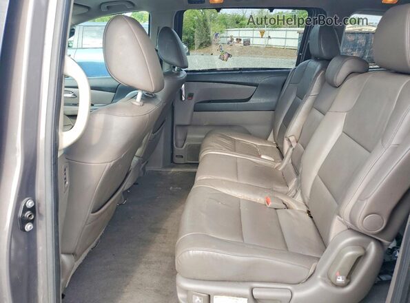 5FNRL5H65GB090715 2016 HONDA ODYSSEY Gray Widok wnętrza z tyłu
