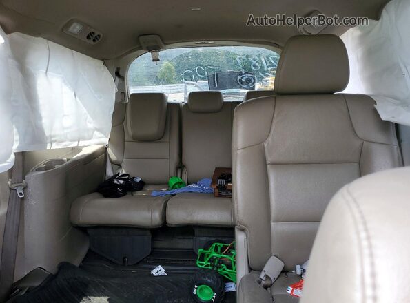 5FNRL5H66HB001719 2017 HONDA ODYSSEY Burgundy Rear seats view