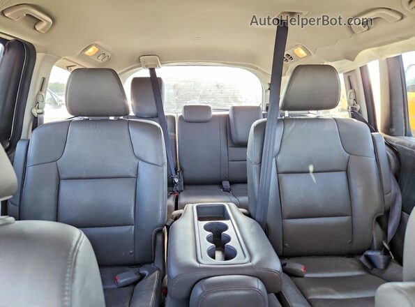 5FNRL5H69HB008423 2017 HONDA ODYSSEY White Вид задніх сидінь