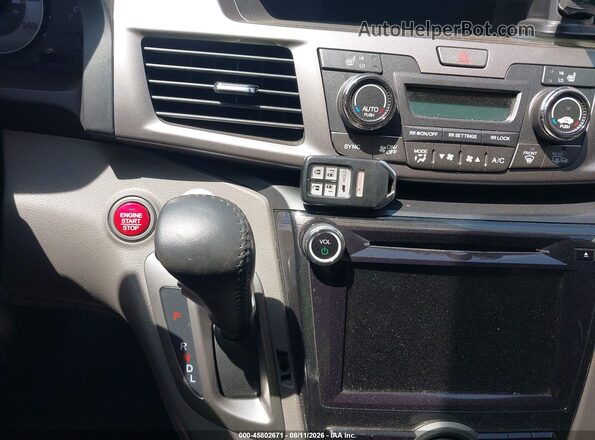 5FNRL5H90HB012354 2017 HONDA ODYSSEY White Dashboard view