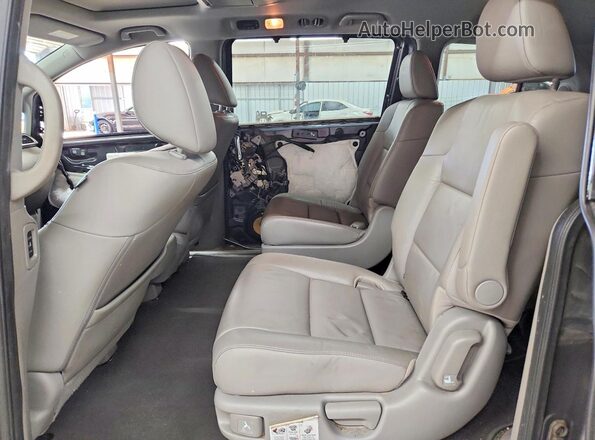 5FNRL5H99GB053869 2016 HONDA ODYSSEY Gray Vista interior trasera