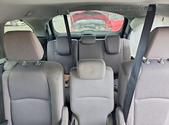 5FNRL6H54LB060130 2020 HONDA ODYSSEY Gray Rear seats view