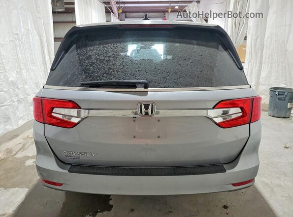 5FNRL6H57JB066615 2018 HONDA ODYSSEY Silver Widok z tyłu