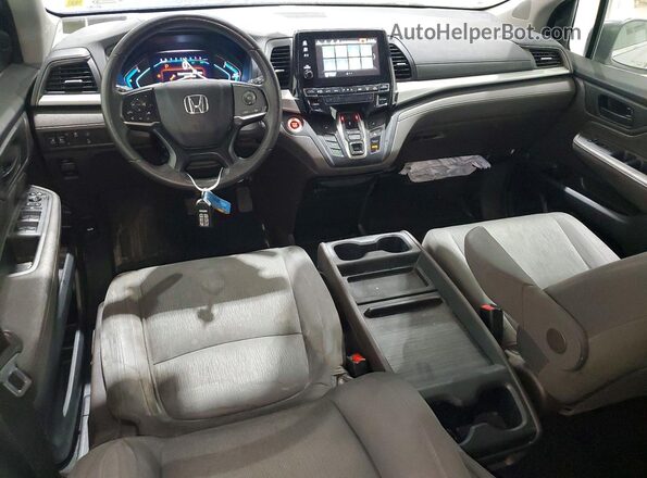 5FNRL6H57JB066615 2018 HONDA ODYSSEY Silver Widok deski rozdzielczej