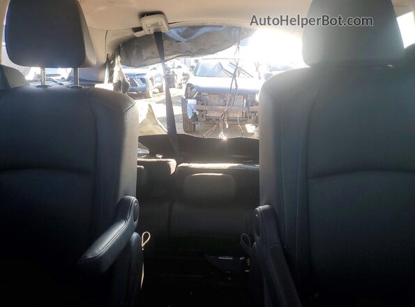 5FNRL6H61RB002820 2024 HONDA ODYSSEY White Vista de los asientos traseros