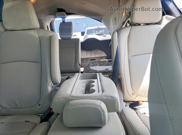 5FNRL6H62TB026132 2026 HONDA ODYSSEY Blue Հետևի նստատեղերի տեսք