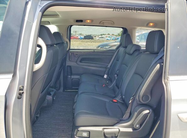 5FNRL6H63TB012854 2026 HONDA ODYSSEY Silver უკანა სალონის ხედი