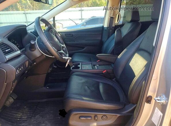 5FNRL6H64SB023215 2025 HONDA ODYSSEY Silver Widok wnętrza z przodu