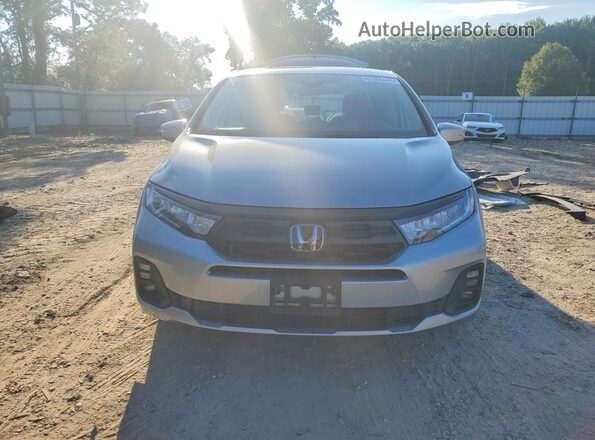 5FNRL6H64SB023215 2025 HONDA ODYSSEY Silver Widok z przodu