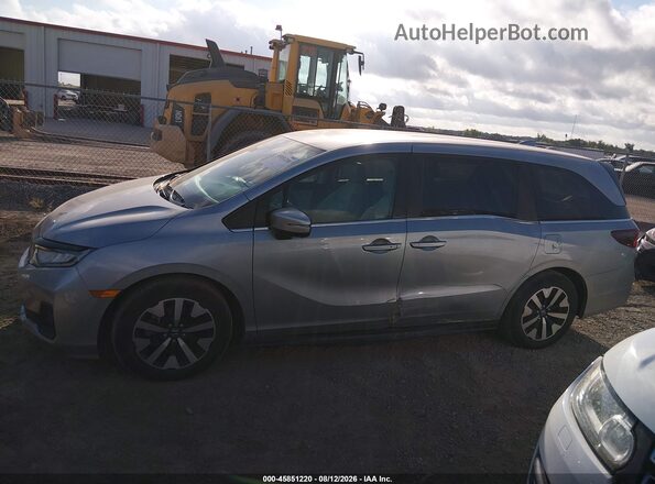 5FNRL6H65SB074741 2025 HONDA ODYSSEY Синий Панорамный вид салона 360°