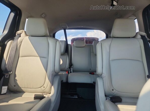 5FNRL6H65SB075730 2025 HONDA ODYSSEY Gray Widok tylnych siedzeń