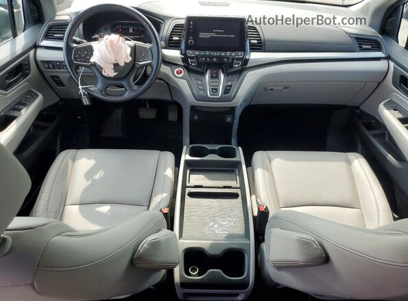 5FNRL6H66RB016101 2024 HONDA ODYSSEY Silver Widok deski rozdzielczej