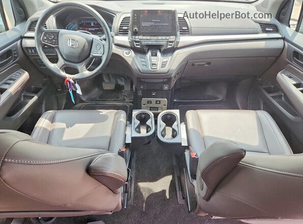 5FNRL6H67PB016993 2023 HONDA ODYSSEY Brown Вид панелі приладів