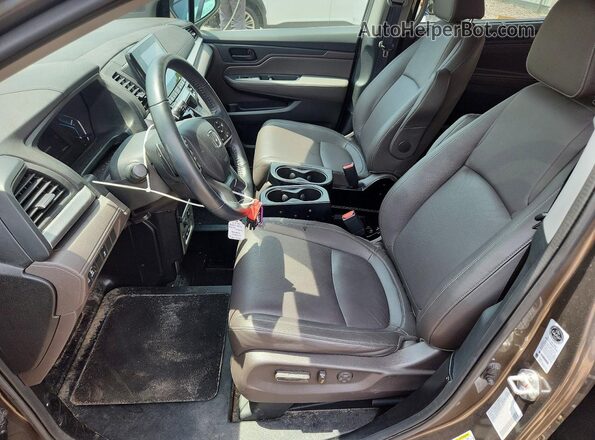 5FNRL6H67PB016993 2023 HONDA ODYSSEY Brown Вид салону спереду