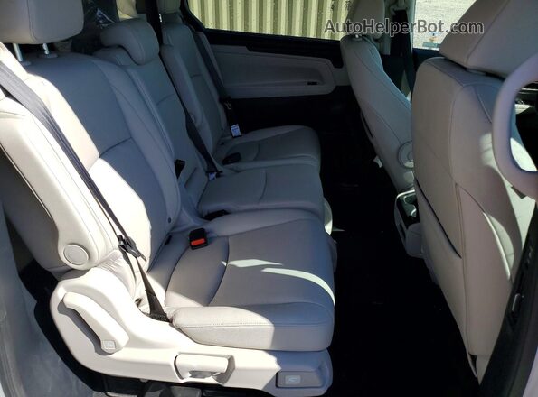 5FNRL6H68TB041749 2026 HONDA ODYSSEY White Вид задньої частини салону