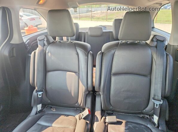 5FNRL6H69KB504917 2019 HONDA ODYSSEY Белый Вид задних сидений