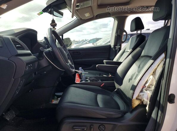 5FNRL6H69RB048850 2024 HONDA ODYSSEY White Вид салону спереду