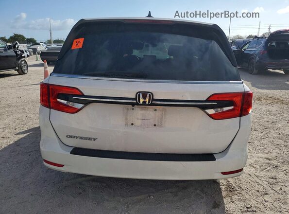 5FNRL6H69RB048850 2024 HONDA ODYSSEY White Вид ззаду