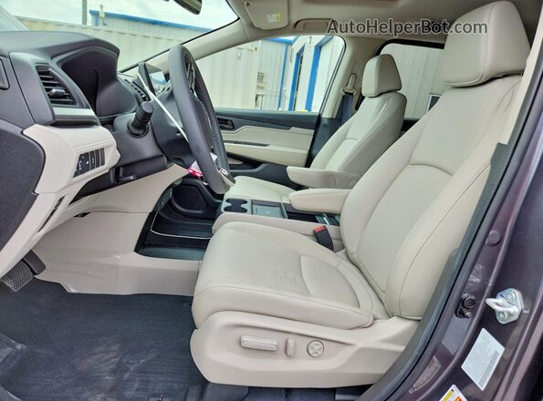 5FNRL6H69TB059158 2026 HONDA ODYSSEY Gray Front interior view