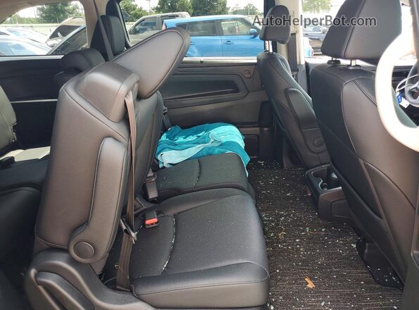 5FNRL6H6XTB076681 2026 HONDA ODYSSEY Gray Widok wnętrza z tyłu